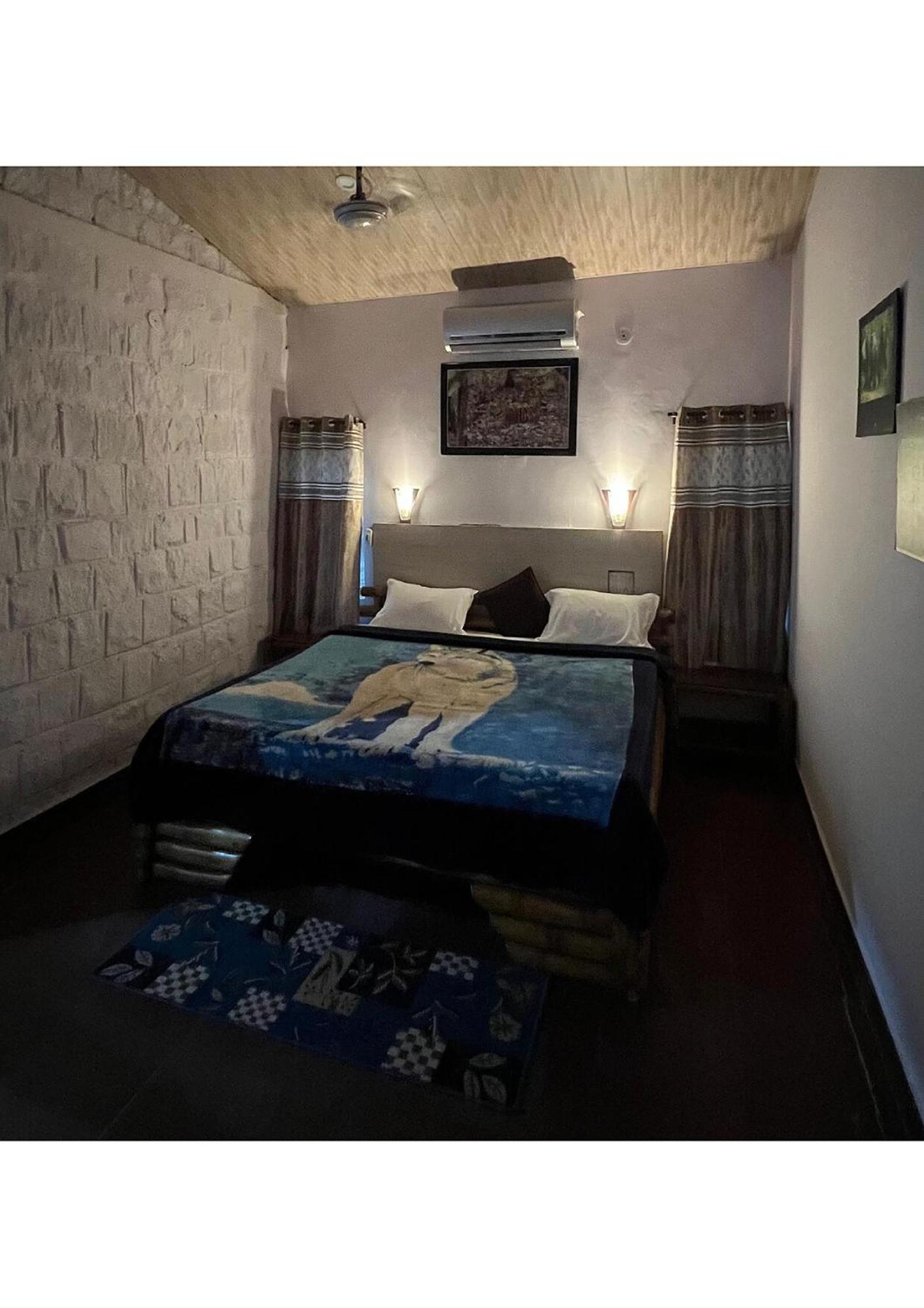 Jungle King Resort Kānha Eksteriør billede
